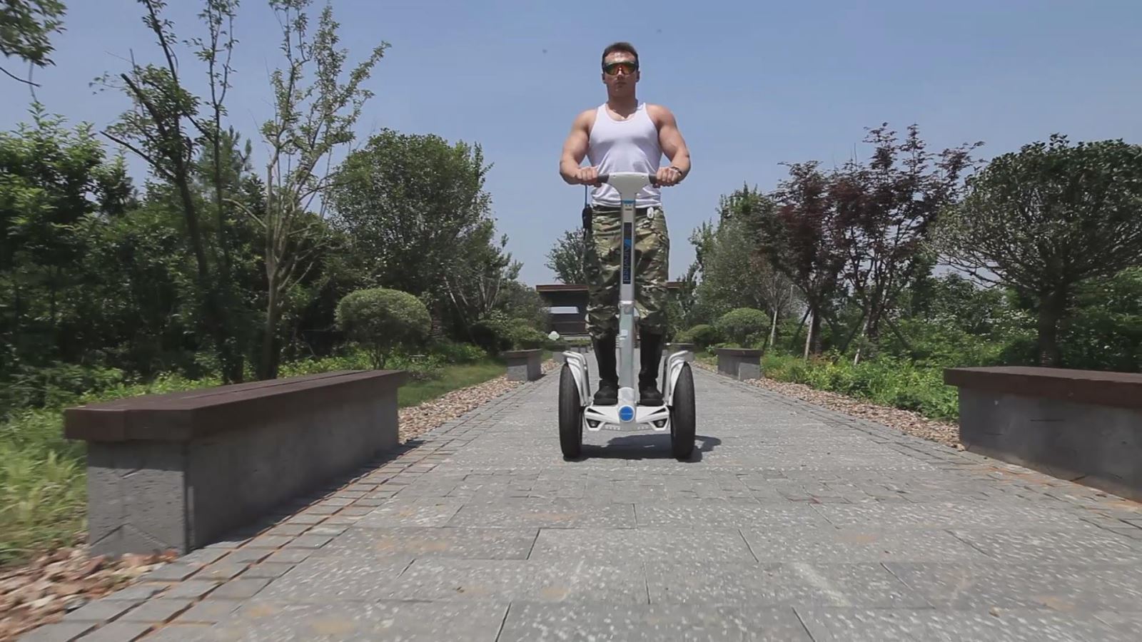 self-balancing electric scooter