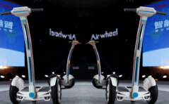 Now Airwheel has come up with a perfect solution to it, the Airwheel two-wheeled electric S3 scooter.