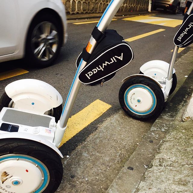 Airwheel S3, two wheel self-balancing electric scooter 