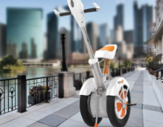 Many kids like riding Airwheel electric self-balancing scooter after school on the way to home, feeling the relaxation and pleasures from Airwheel riding.