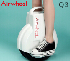 Therefore, many female riders love riding with Airwheel twin-wheeled self-balancing scooter since it is less challenging and more suitable for mild riding.