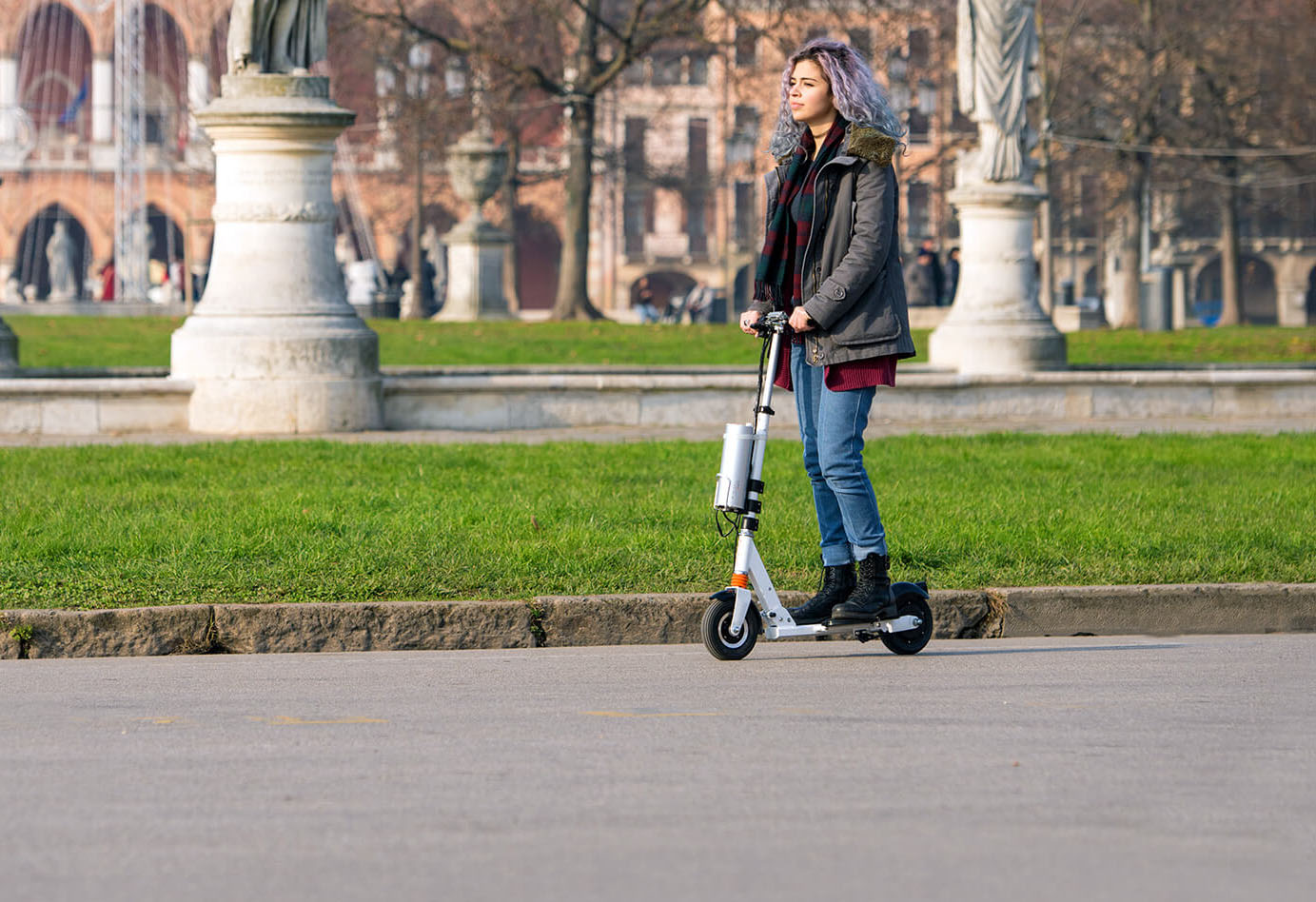 airwheel self-balancing electric scooter