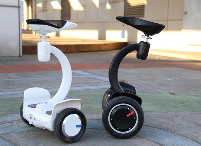 To keep track the change of data and status of Airwheel enables the rider to expertly steer Airwheel. 