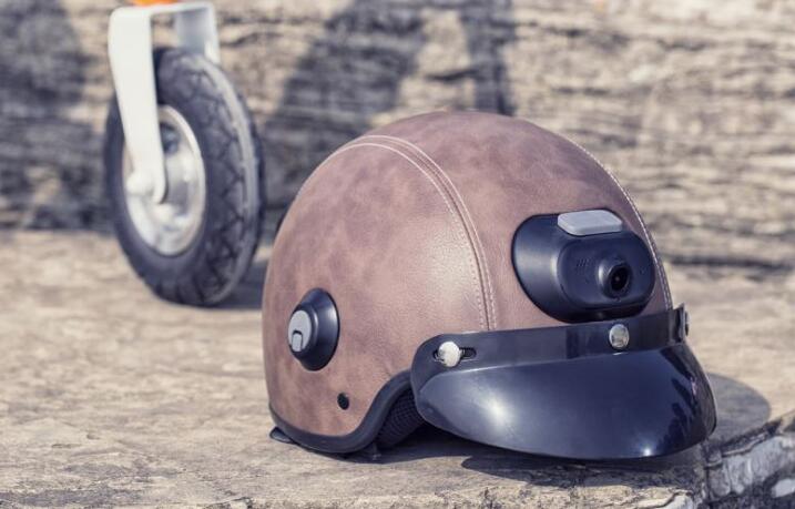 Airwheel C6 smart motor helmet