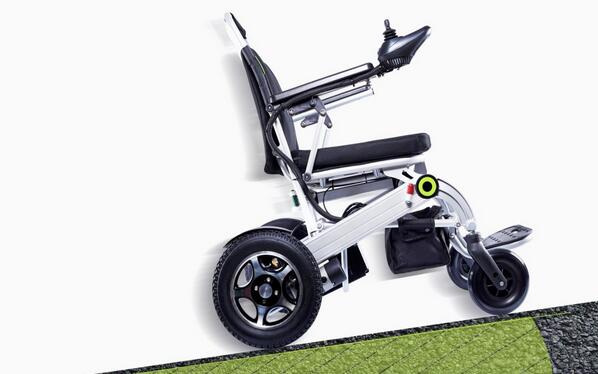 Airwheel launched H3 lightweight electric wheelchair in 2017.