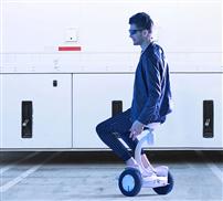 Airwheel electric scooter with seat for kids